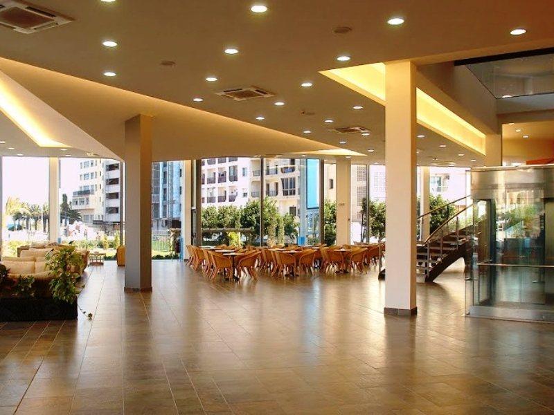 Xon's Platja Ha Hotel Empuriabrava